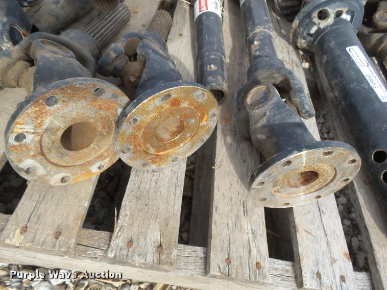 image for item DI9553 John Deere splined drivelines