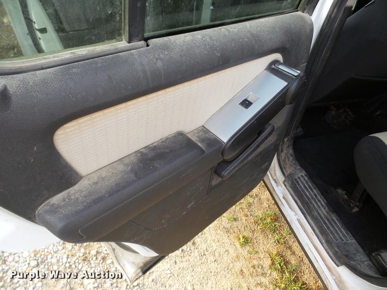 image for item F1427 2006 Mercury Mountaineer SUV