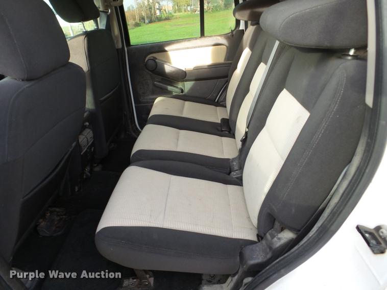 image for item F1427 2006 Mercury Mountaineer SUV