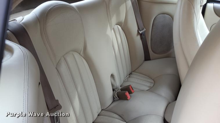 image for item F1731 2000 Jaguar XK8 convertible