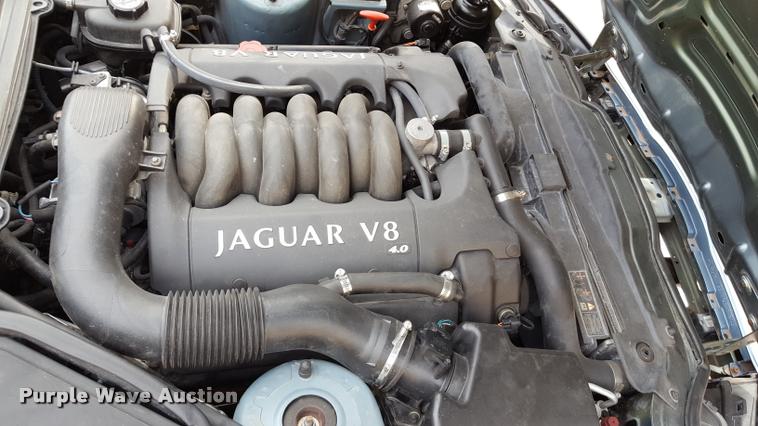 image for item F1731 2000 Jaguar XK8 convertible