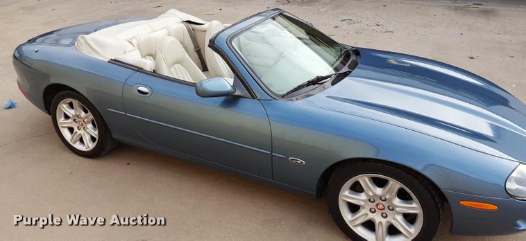 image for item F1731 2000 Jaguar XK8 convertible