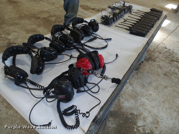 image for item F1736 (18) Tekk NT40 two-way radios