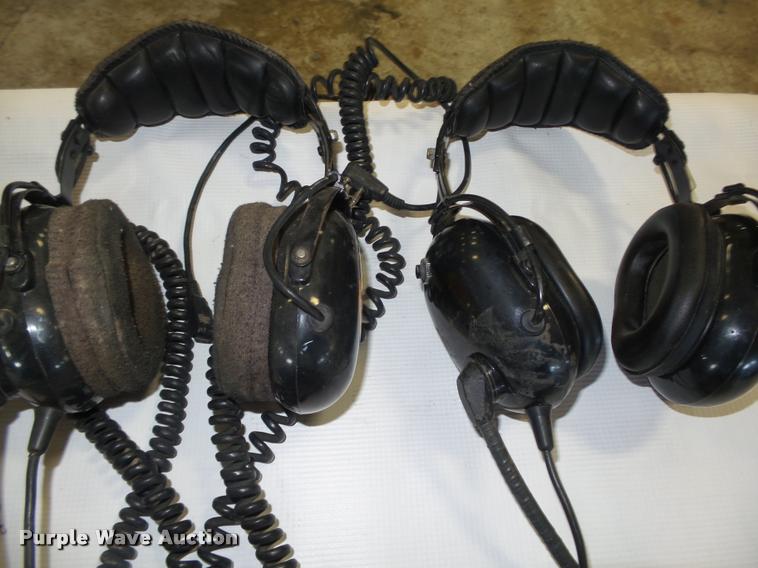 image for item F1736 (18) Tekk NT40 two-way radios