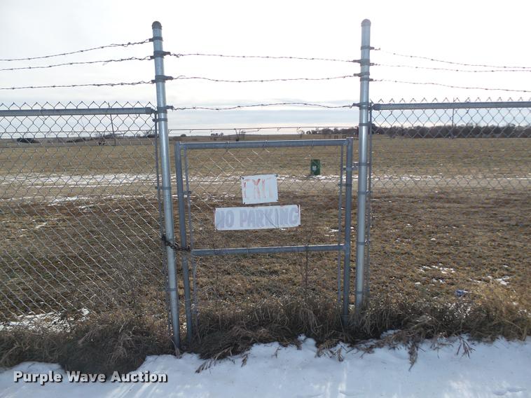 image for item F1754 6' chain link fence