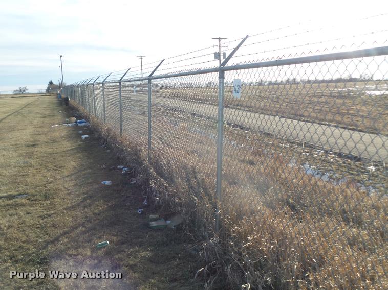 image for item F1754 6' chain link fence