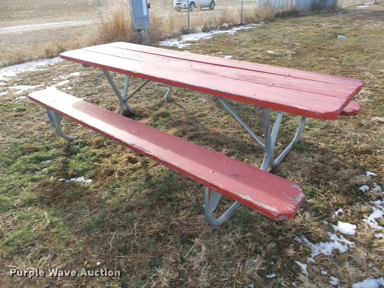image for item F1758 (4) picnic tables