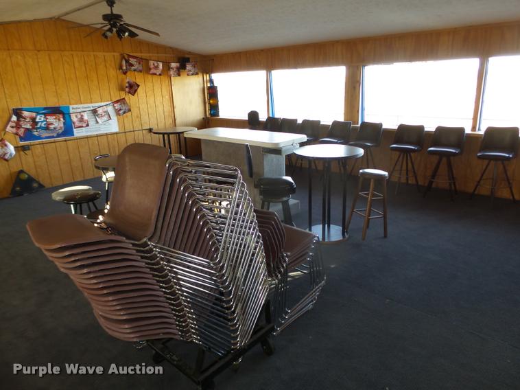 image for item F1760 Furniture