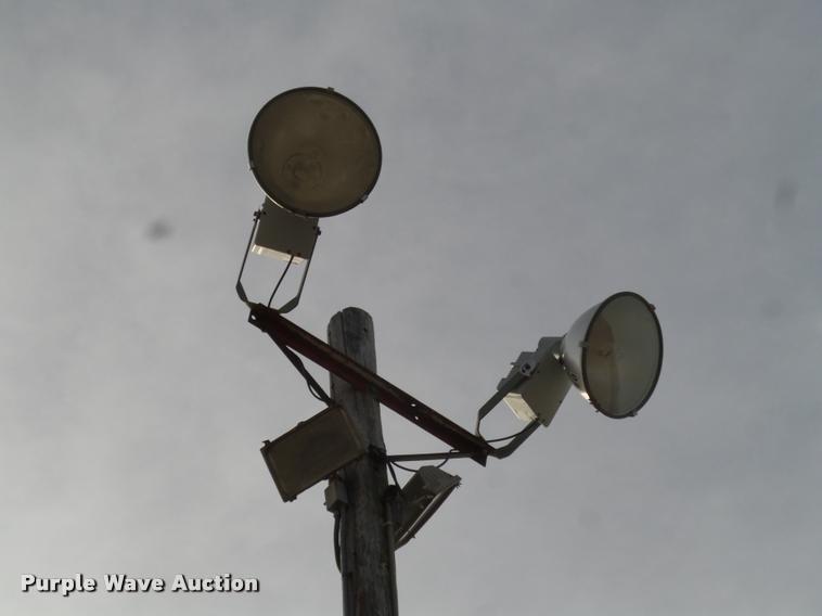 image for item F1761 Exterior lighting