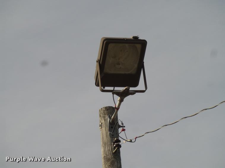 image for item F1761 Exterior lighting