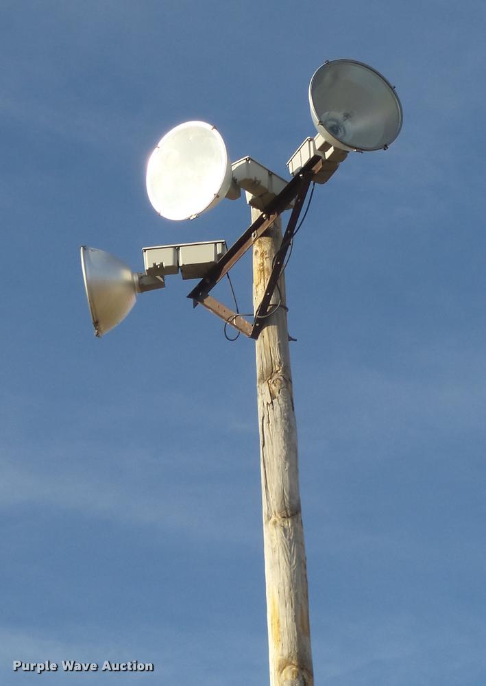 image for item F1761 Exterior lighting