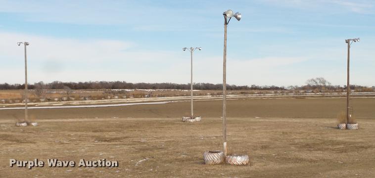 image for item F1761 Exterior lighting