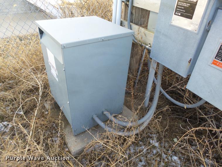 image for item F1761 Exterior lighting