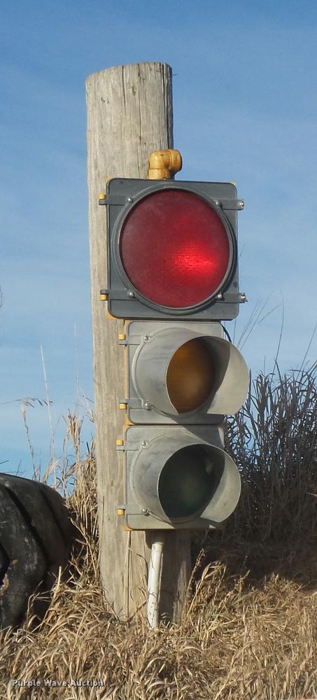 image for item F1919 (5) stop lights
