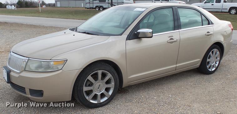 image for item K1002 2006 Lincoln Zephyr