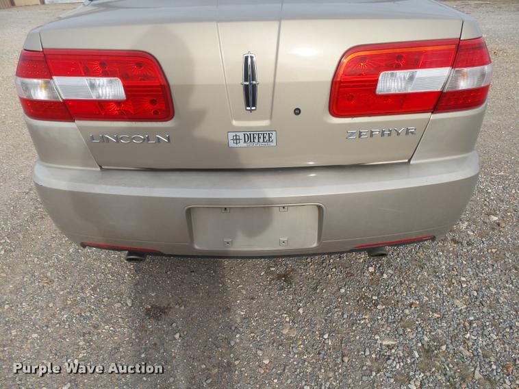 image for item K1002 2006 Lincoln Zephyr