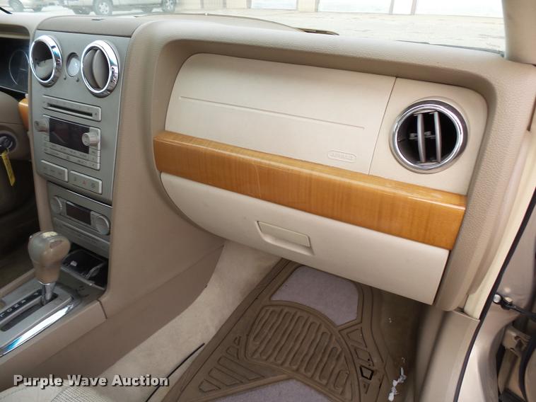 image for item K1002 2006 Lincoln Zephyr