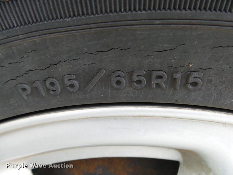 image for item K1003 2006 Hyundai Elantra