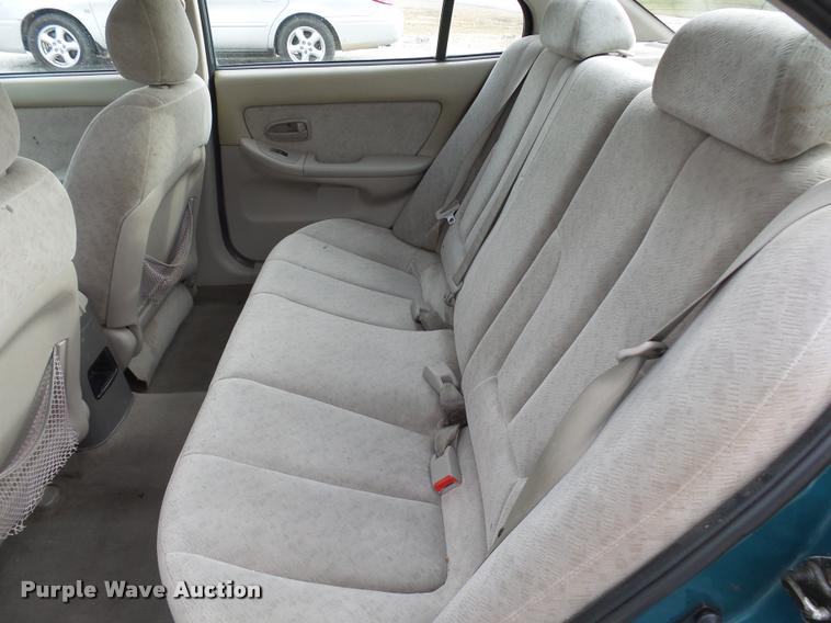image for item K1003 2006 Hyundai Elantra
