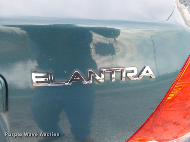 image for item K1003 2006 Hyundai Elantra