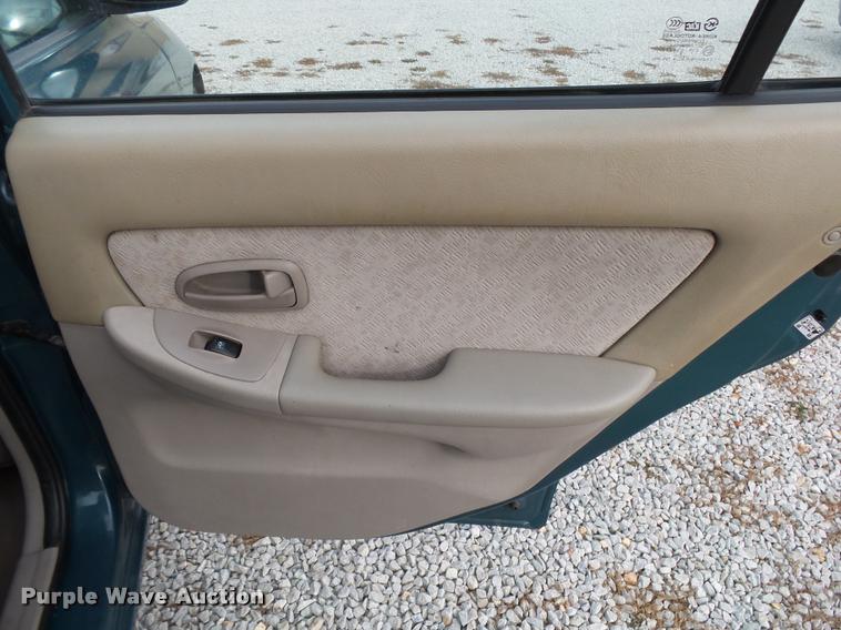 image for item K1003 2006 Hyundai Elantra