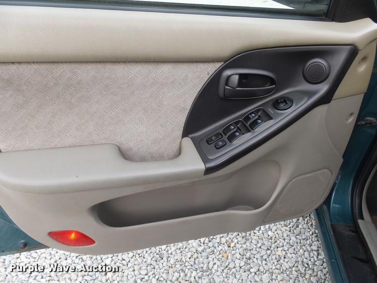 image for item K1003 2006 Hyundai Elantra