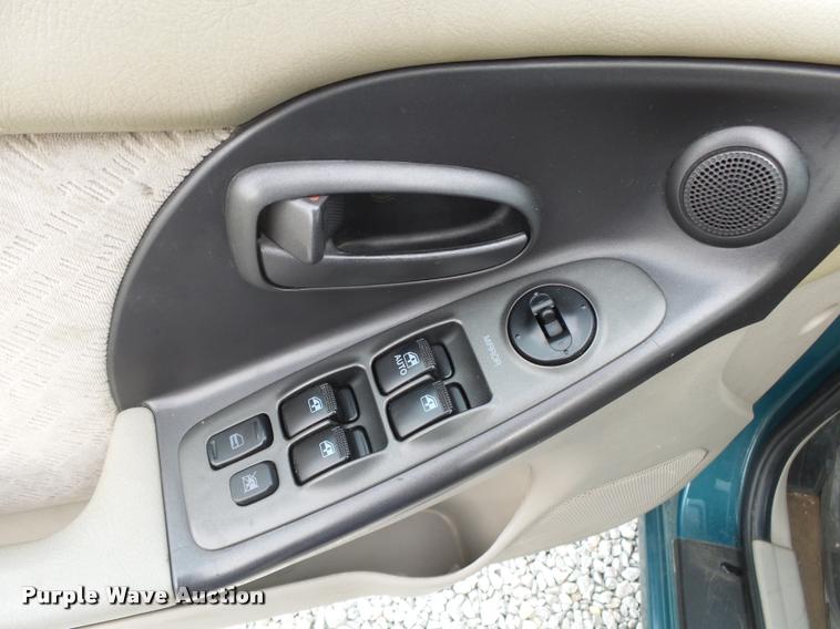 image for item K1003 2006 Hyundai Elantra