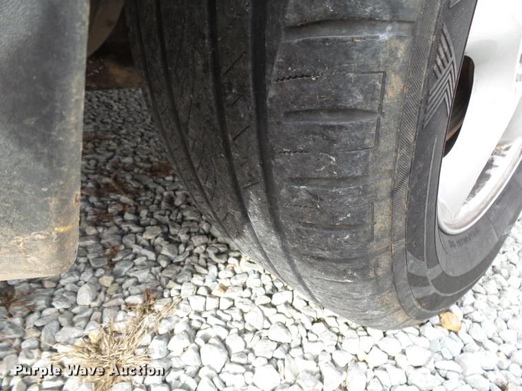 image for item K1004 2004 Ford Taurus SES