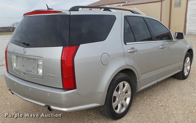 image for item K1006 2008 Cadillac SRX SUV