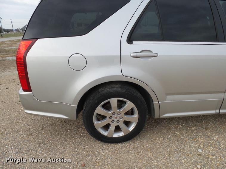 image for item K1006 2008 Cadillac SRX SUV