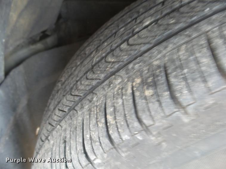 image for item K1006 2008 Cadillac SRX SUV