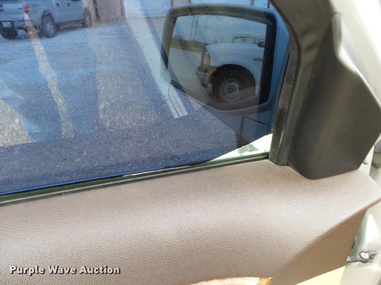 image for item K1006 2008 Cadillac SRX SUV