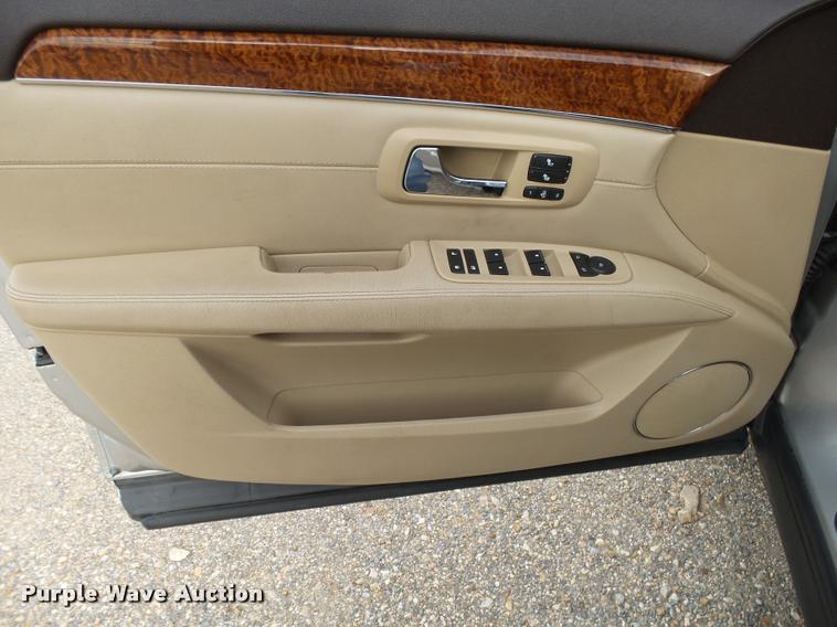 image for item K1006 2008 Cadillac SRX SUV