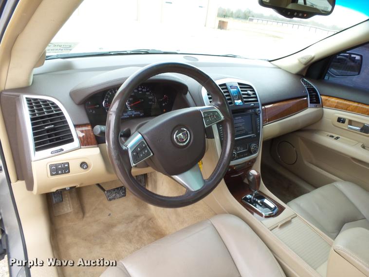 image for item K1006 2008 Cadillac SRX SUV