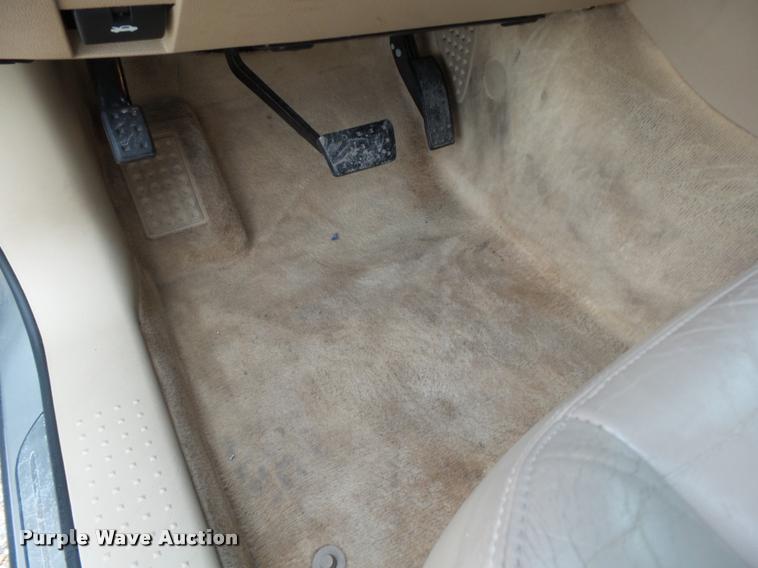 image for item K1006 2008 Cadillac SRX SUV