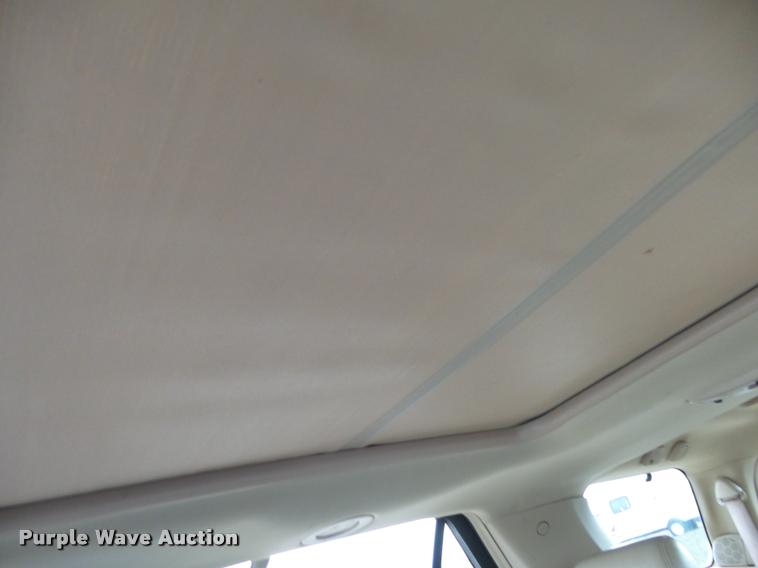 image for item K1006 2008 Cadillac SRX SUV