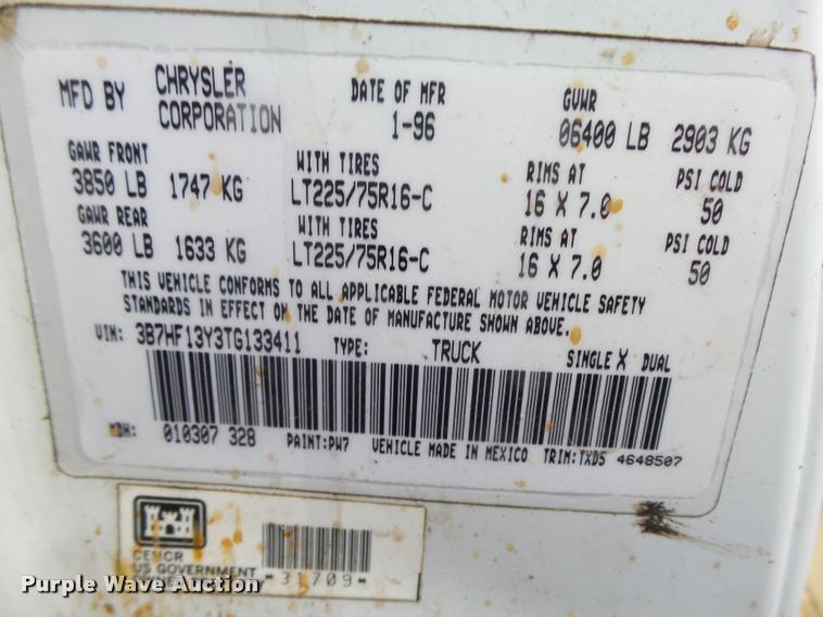 image for item K2495 1996 Dodge Ram 1500 Club Cab pickup truck