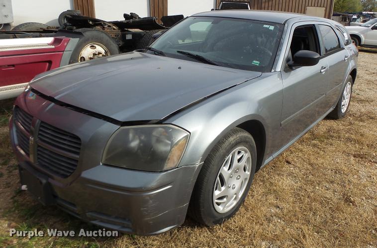 image for item K5629 2006 Dodge Magnum