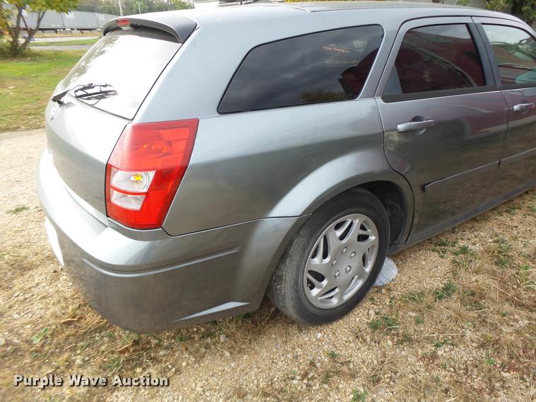 image for item K5629 2006 Dodge Magnum