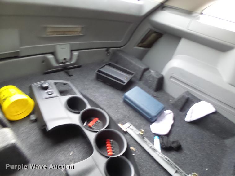 image for item K5629 2006 Dodge Magnum