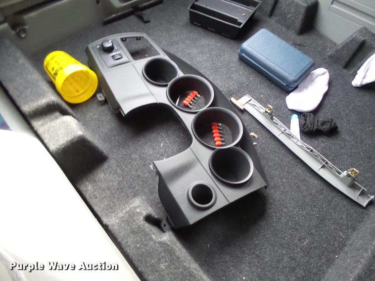 image for item K5629 2006 Dodge Magnum