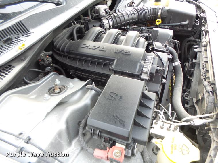 image for item K5629 2006 Dodge Magnum