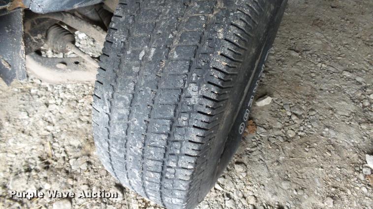 image for item K7999 1999 Isuzu Amigo SUV