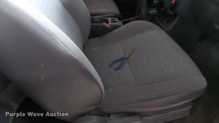 image for item K7999 1999 Isuzu Amigo SUV