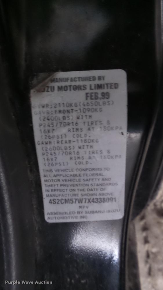 image for item K7999 1999 Isuzu Amigo SUV