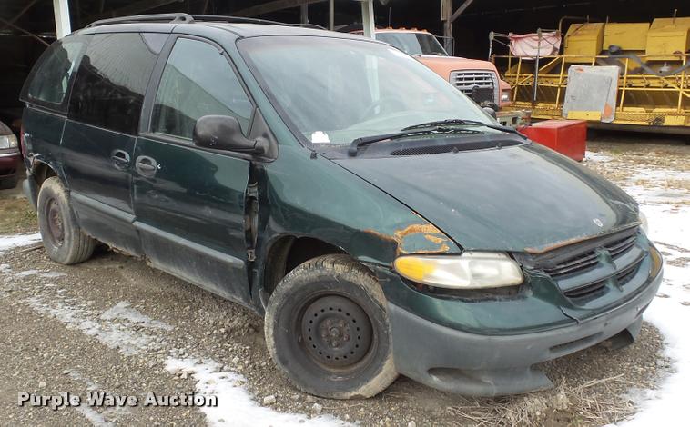 image for item K8000 1999 Dodge Caravan van