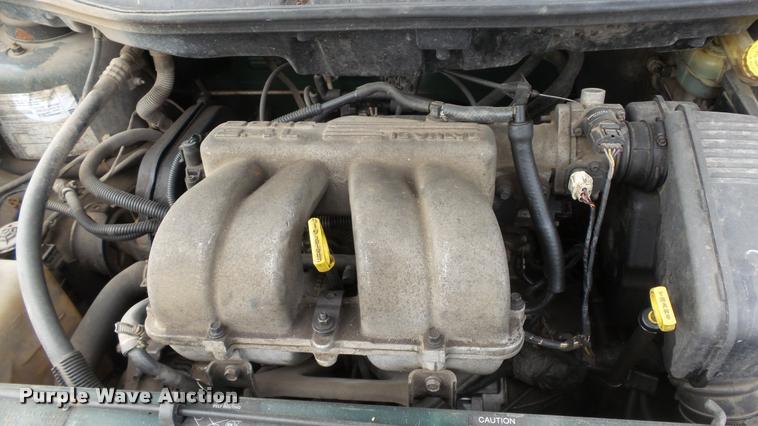 image for item K8000 1999 Dodge Caravan van