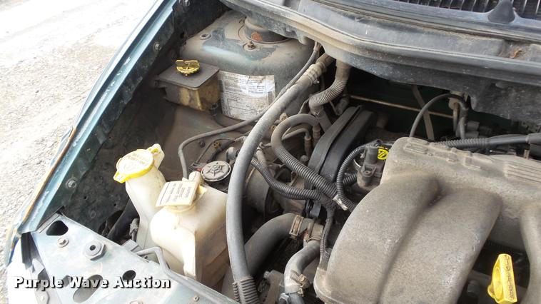 image for item K8000 1999 Dodge Caravan van