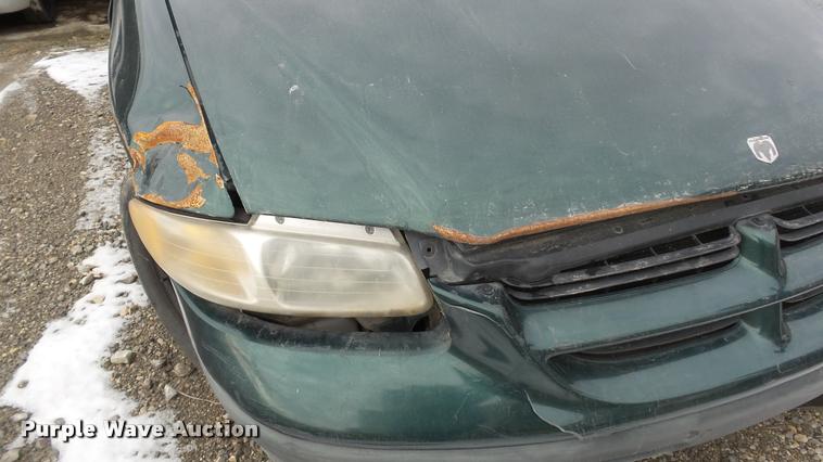 image for item K8000 1999 Dodge Caravan van