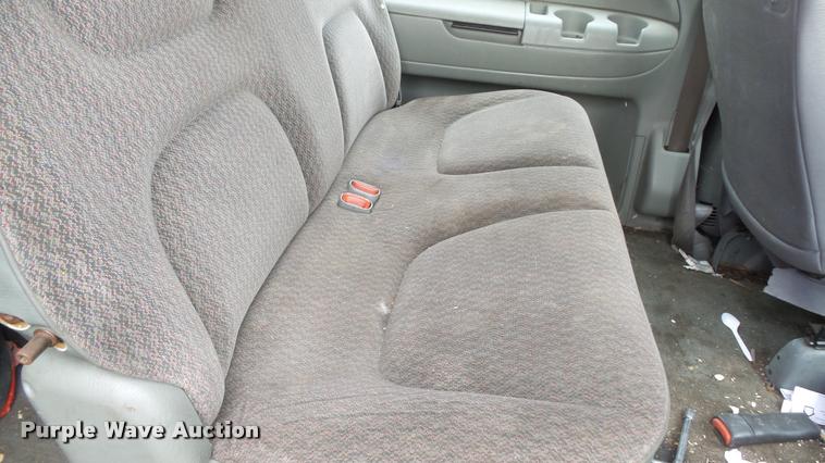 image for item K8000 1999 Dodge Caravan van